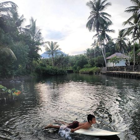 Jasri Dalem Surf Retreat Vila Exterior foto